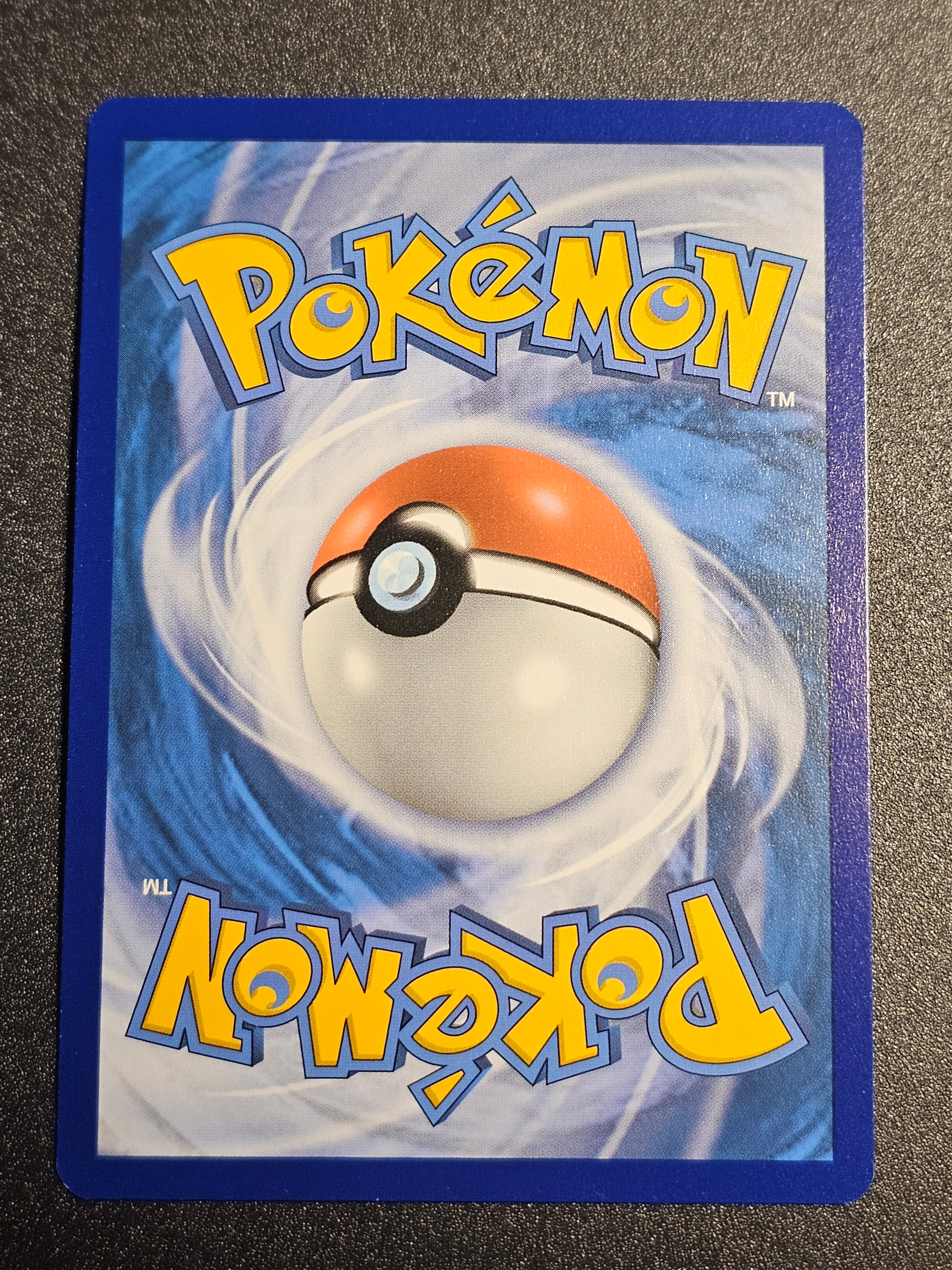 Pokemon TCG - Gengar 85/202 Holo Sword & Shield
