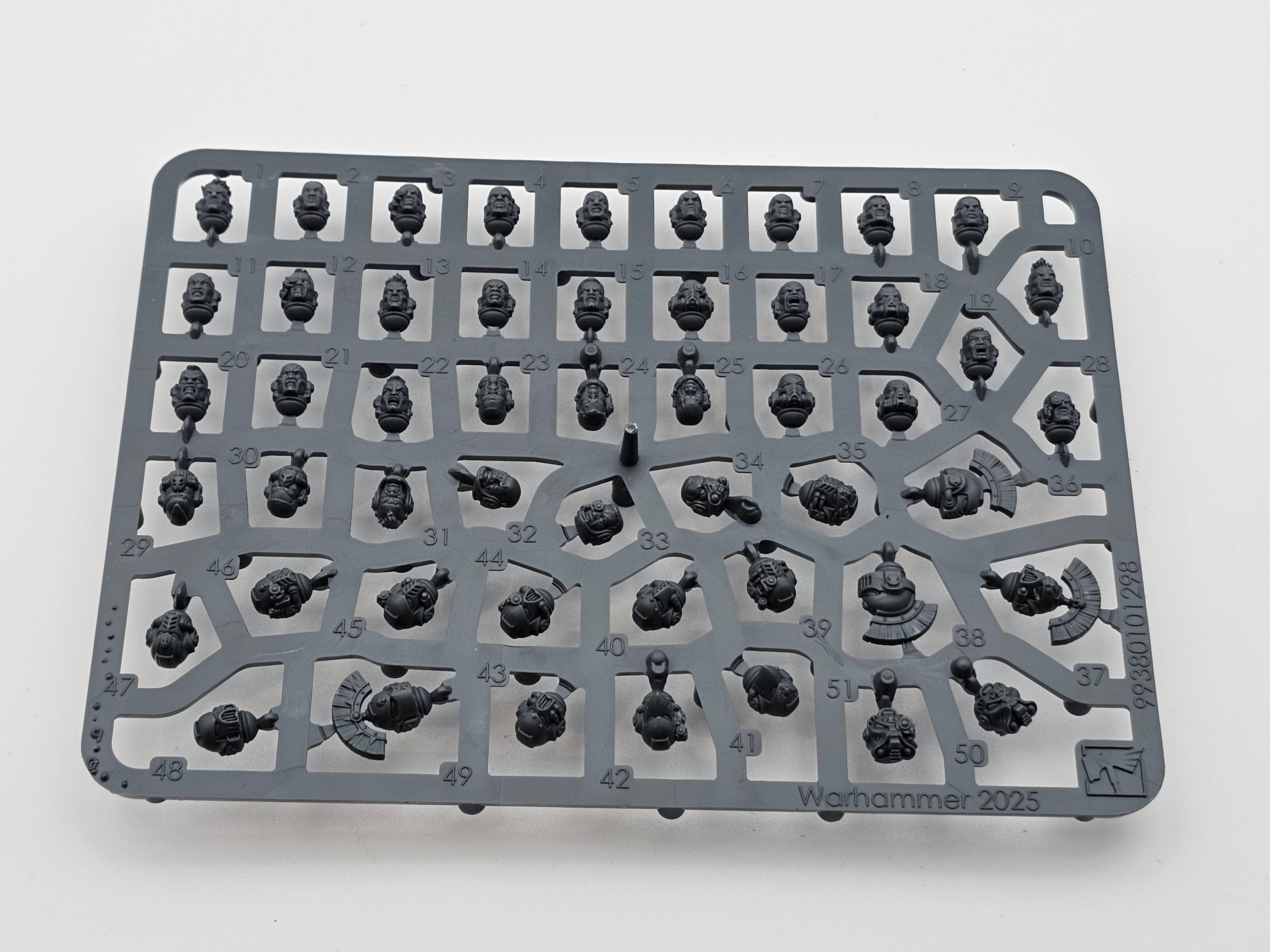 Warhammer 40k - Space Marine Heads
