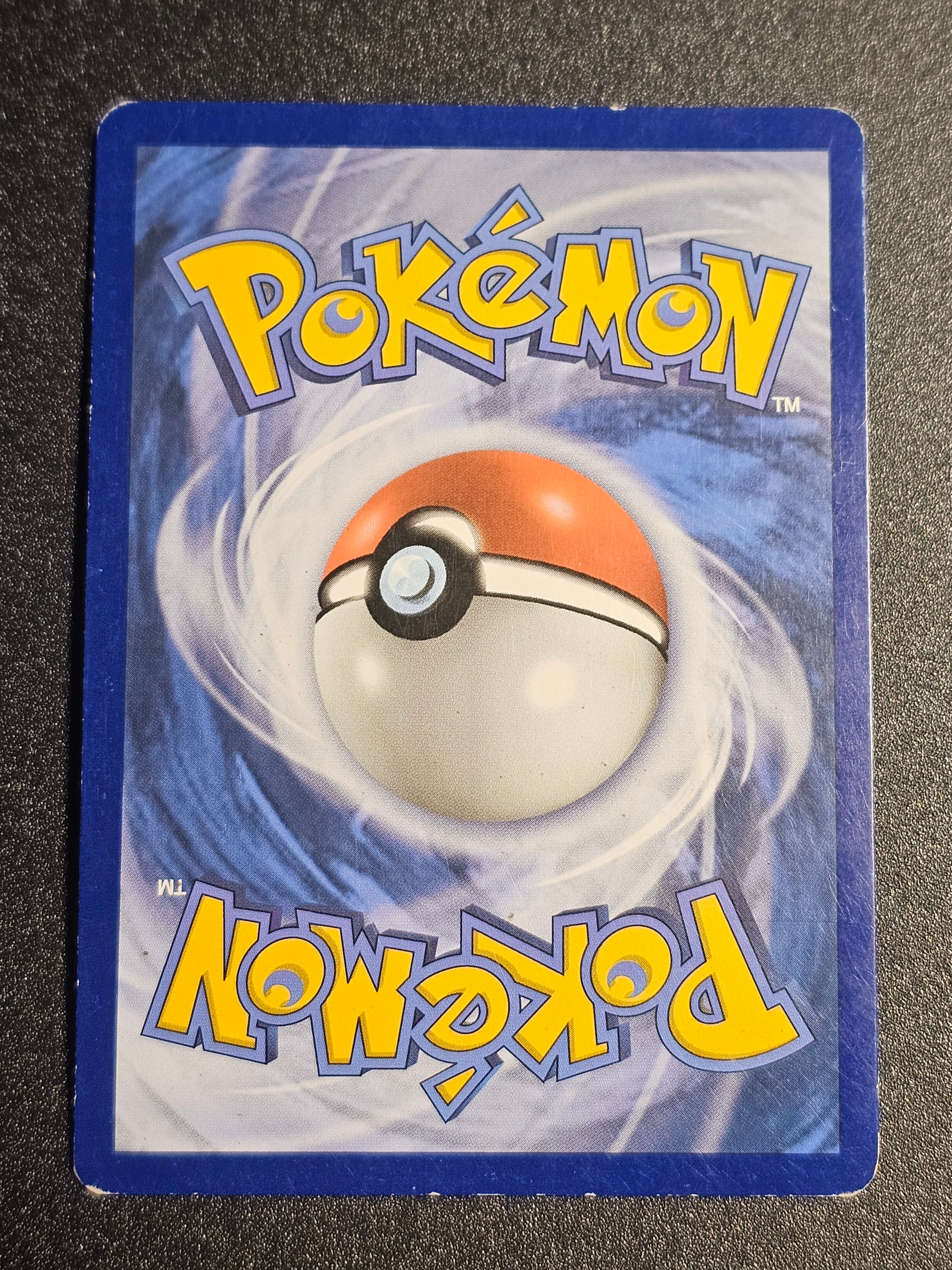 Pokemon TCG - Charizard 11/108 Reverse Holo Evolutions