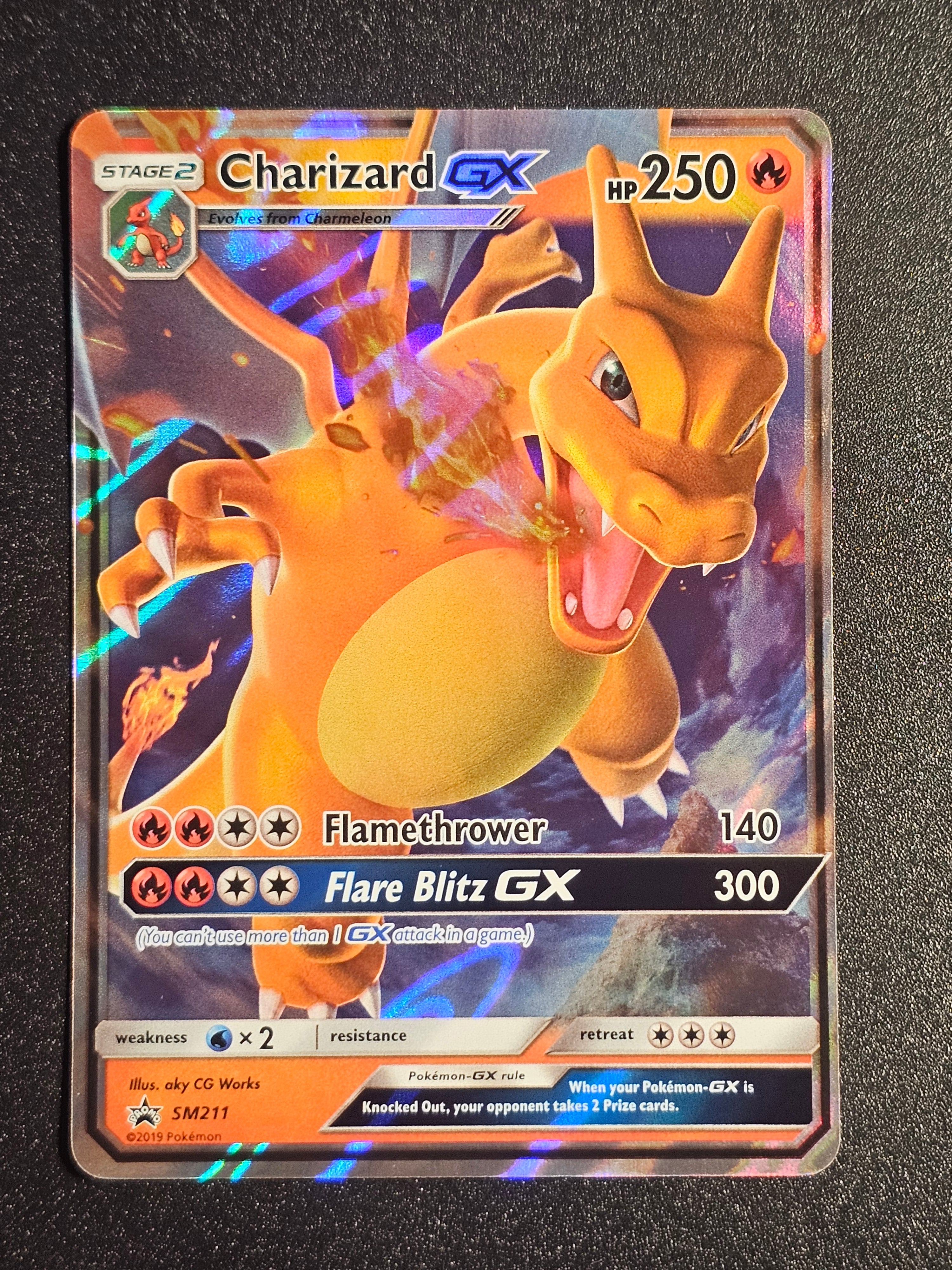 Pokemon TCG - Charizard GX SM211 Promo
