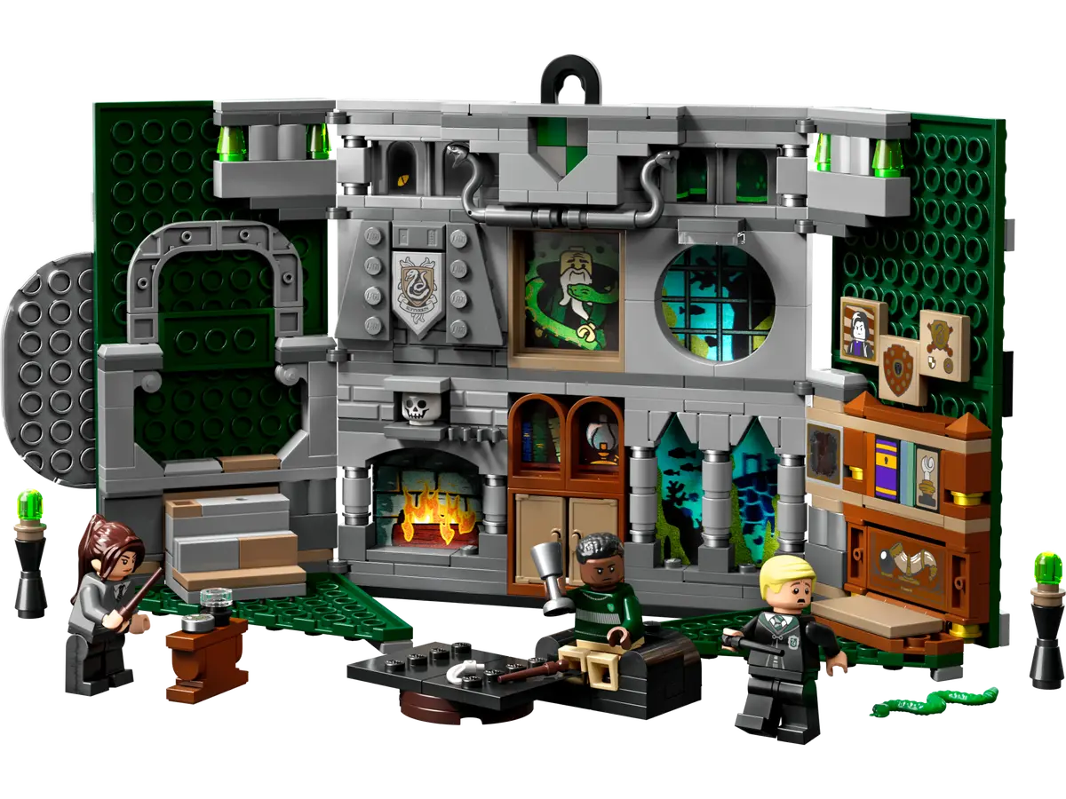 LEGO Harry Potter Slytherin House Banner (76410)